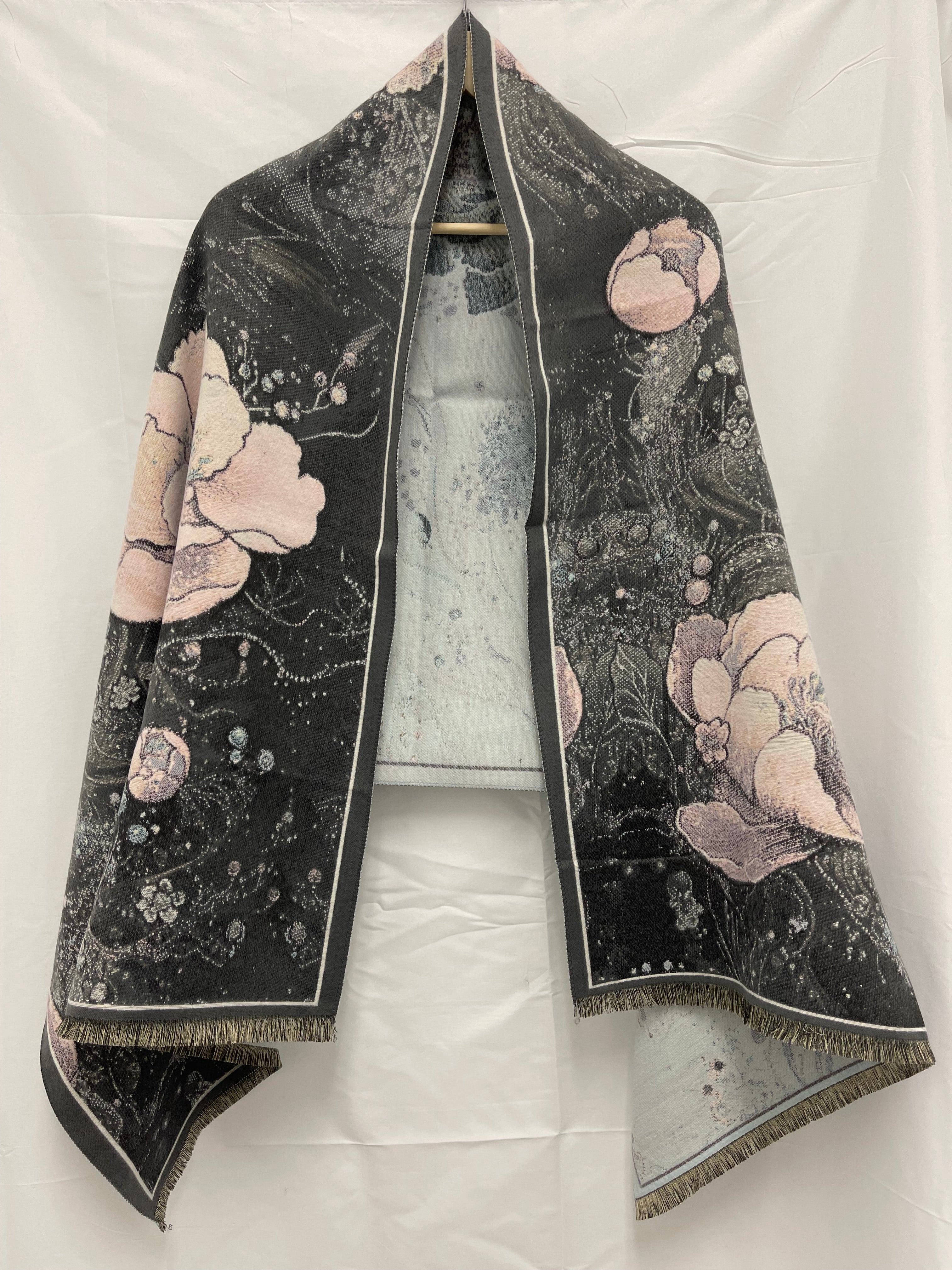 Women's Elegant Winter Shawl with Double-Sided Printed Design for Evening Dresses and Cold Weather Protection