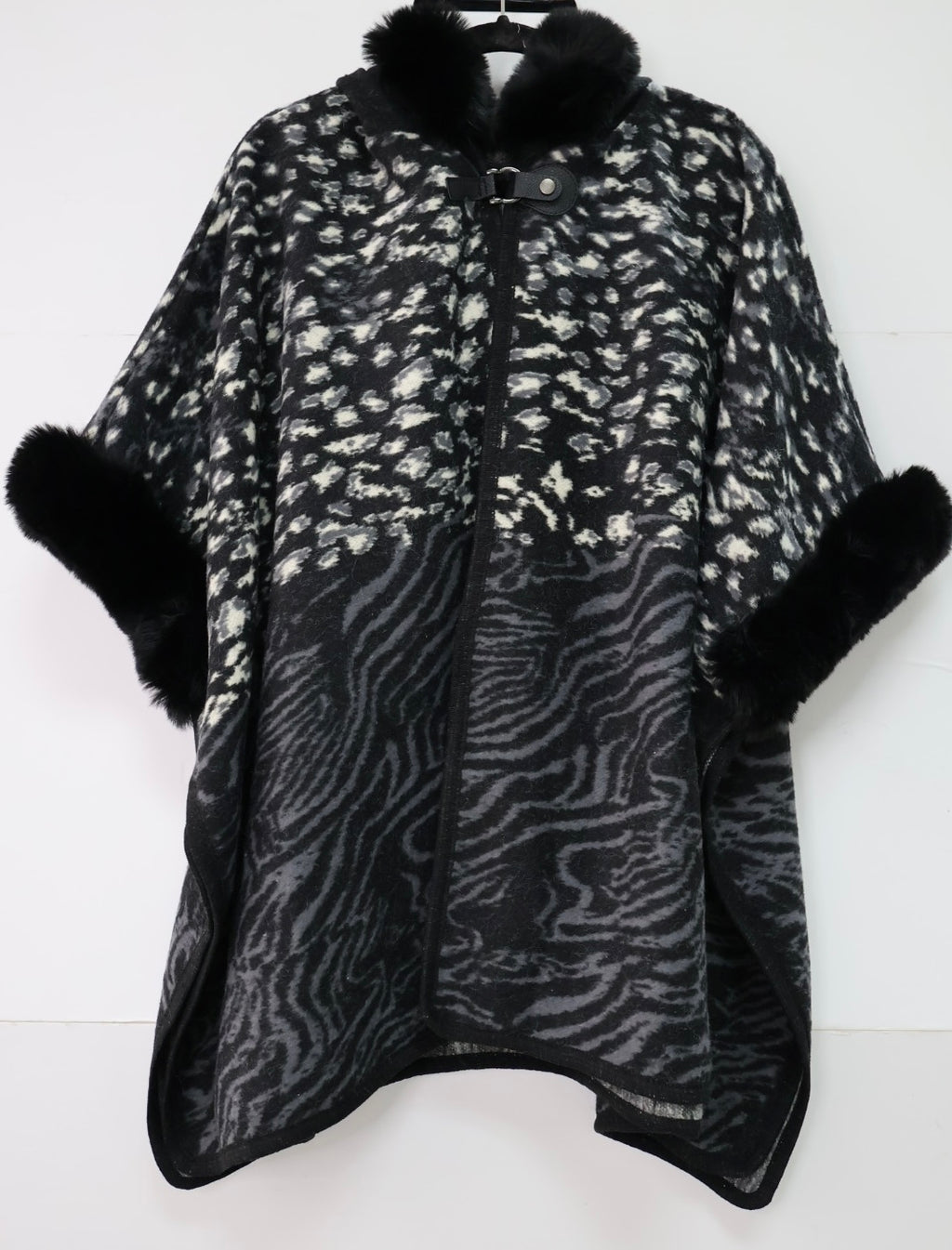Faux Fur Poncho Cape, Cozy Shawl Collar Cold Weather Cover-Up