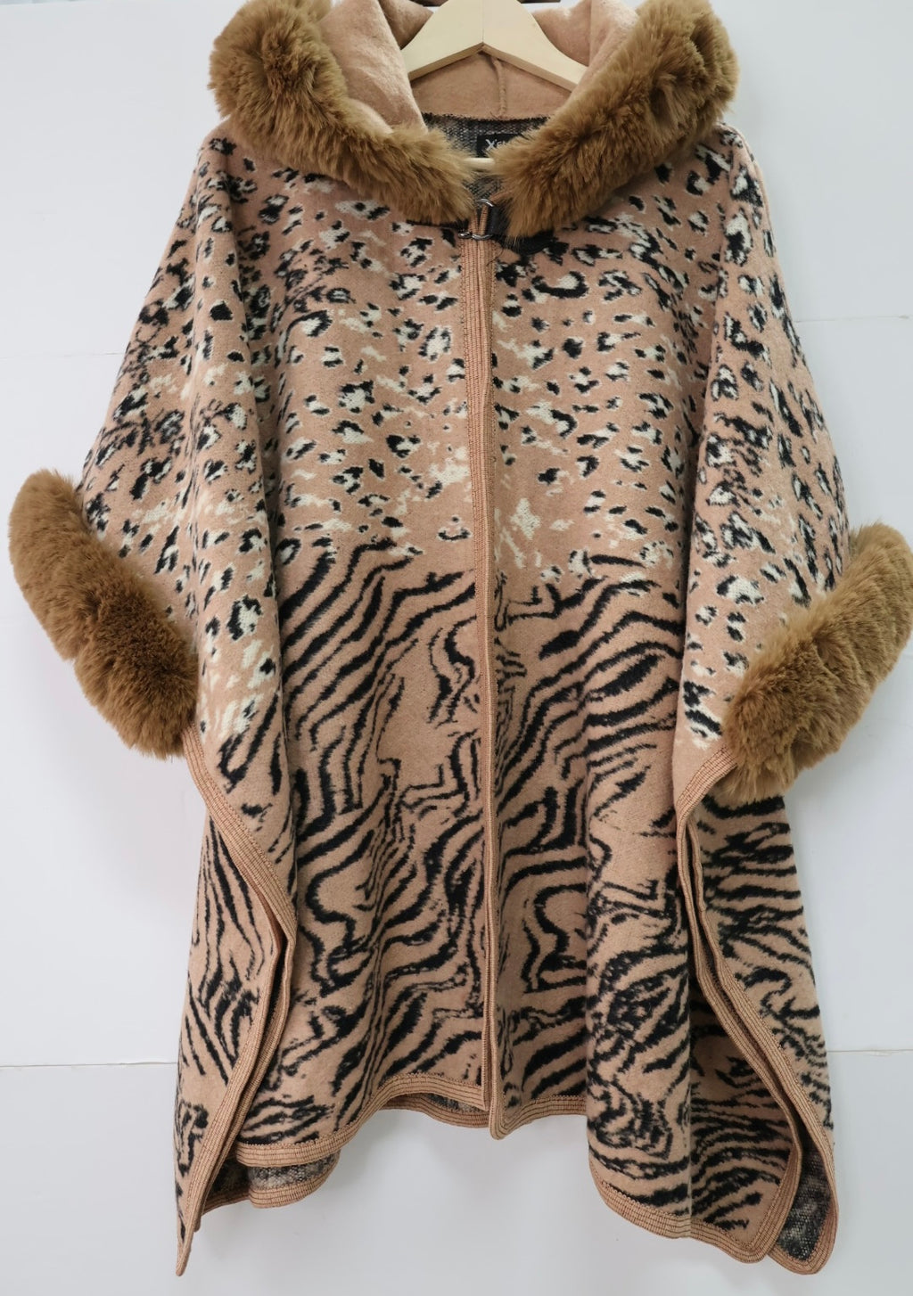 Faux Fur Poncho Cape, Cozy Shawl Collar Cold Weather Cover-Up
